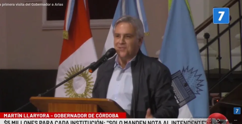 Martin-Llaryora-en-Arias.jpg