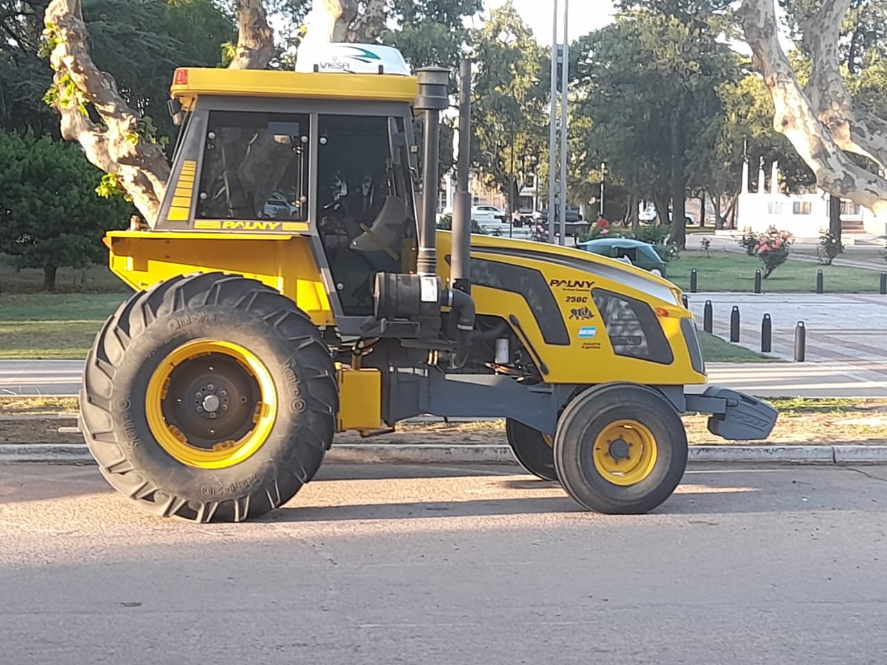 La Policía de Canals halló el tractor robado en Guatimozín