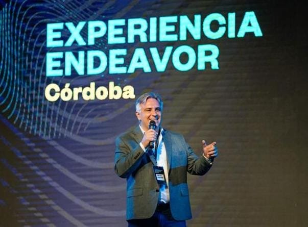 Llaryora en la apertura de “Experiencia Endeavor”, el evento de emprendedores más importante del país