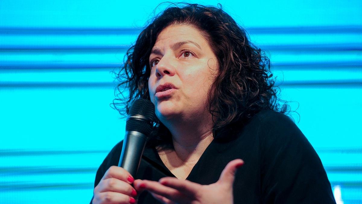 Vizzotti destacó participación social en el cannabis medicinal y pidió médicos que lo receten