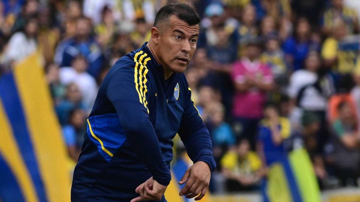 Almirón evalúa si arriesga a «Pol» Fernández y Varela ante Racing