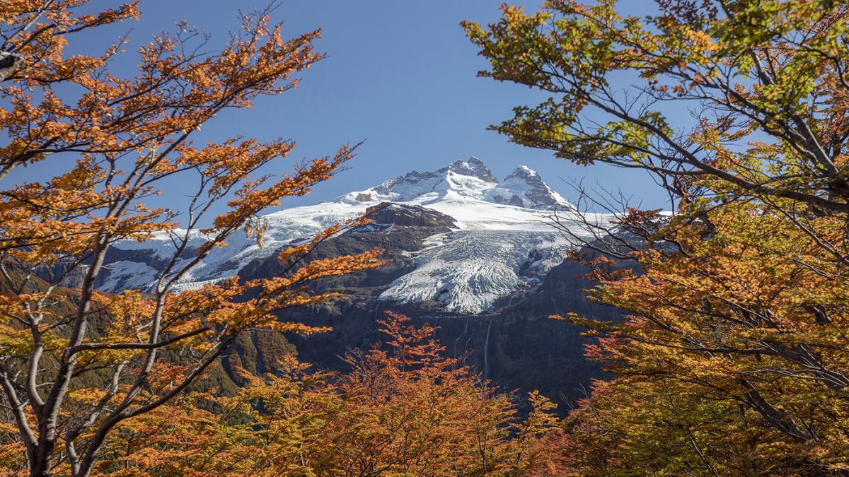Trekking y paseos en los lagos dentro de las actividades al aire libre en Bariloche Foto Alejandra Bartoliche