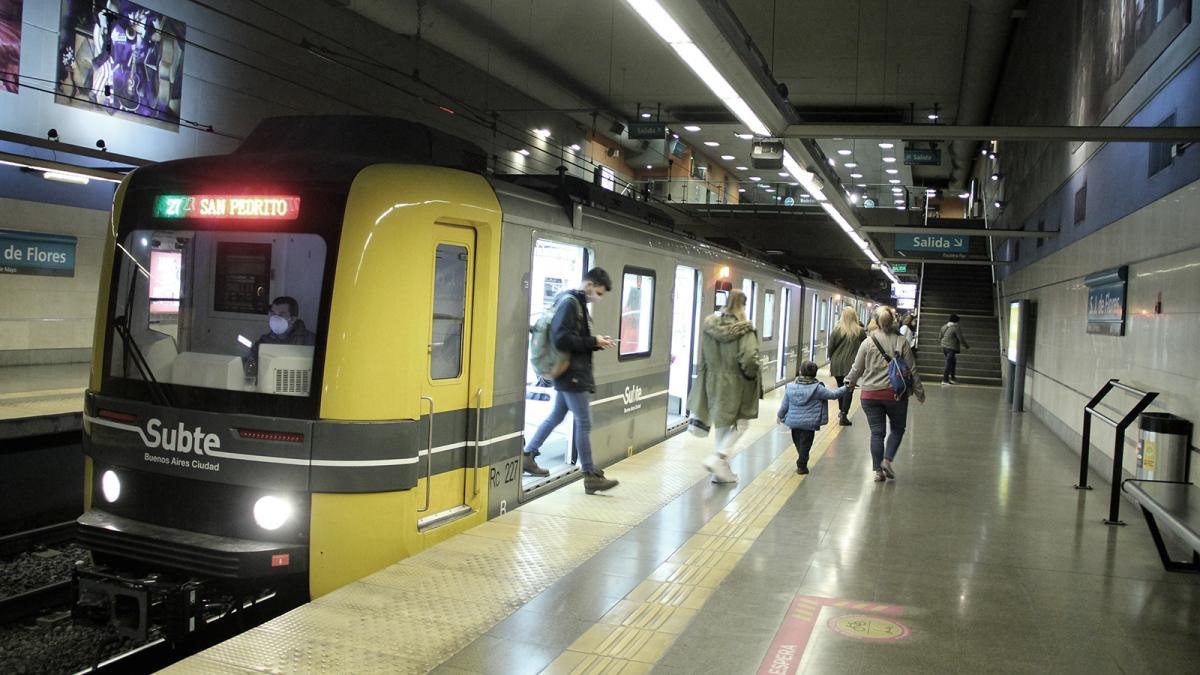 Los trabajadores del subte paran a las 22 en las líneas A y H