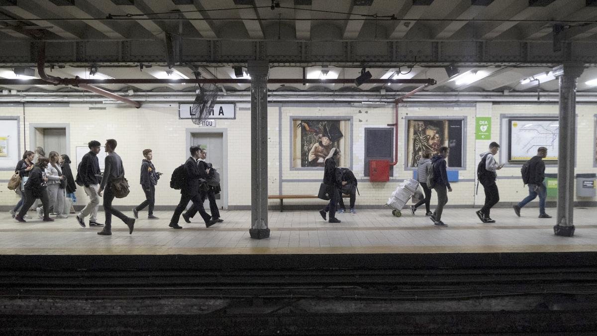 Los trabajadores sealaron que el uso y la manipulacin del asbesto est prohibido por Ley Foto Pepe Mateos