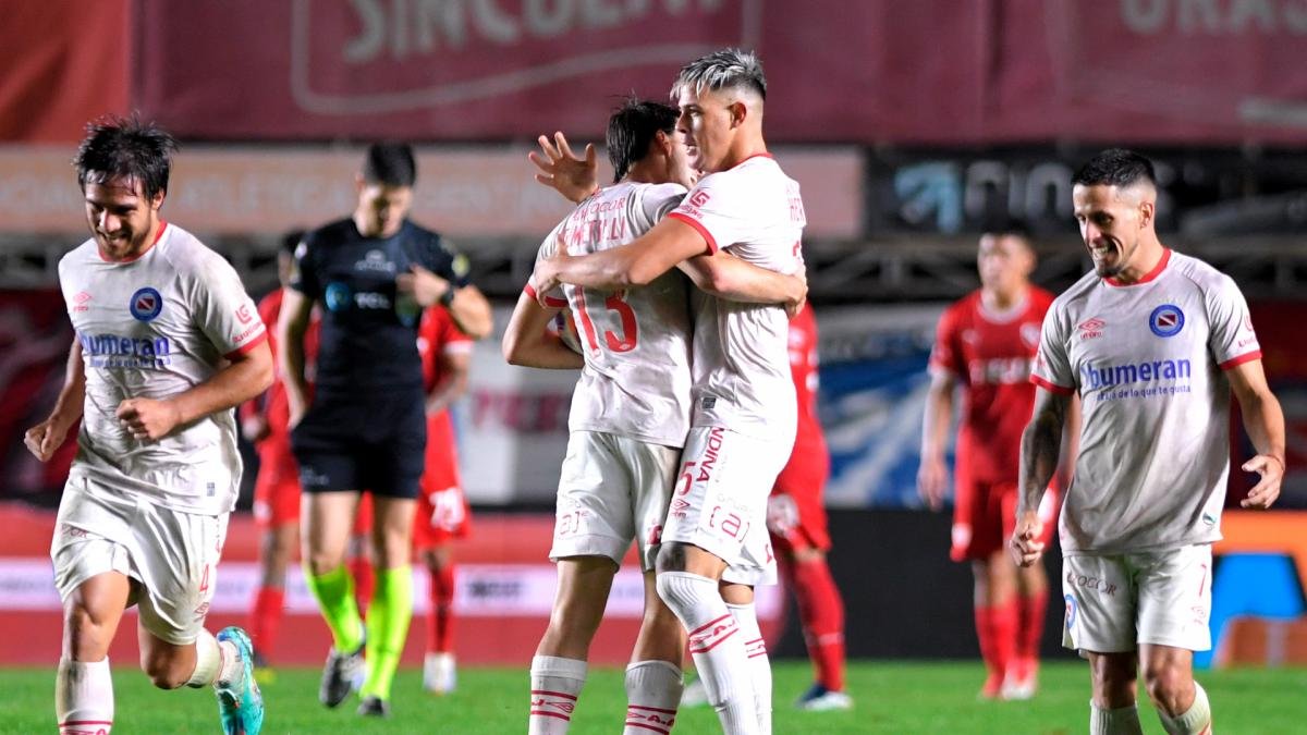 A Independiente se le escapó el triunfo sobre la hora