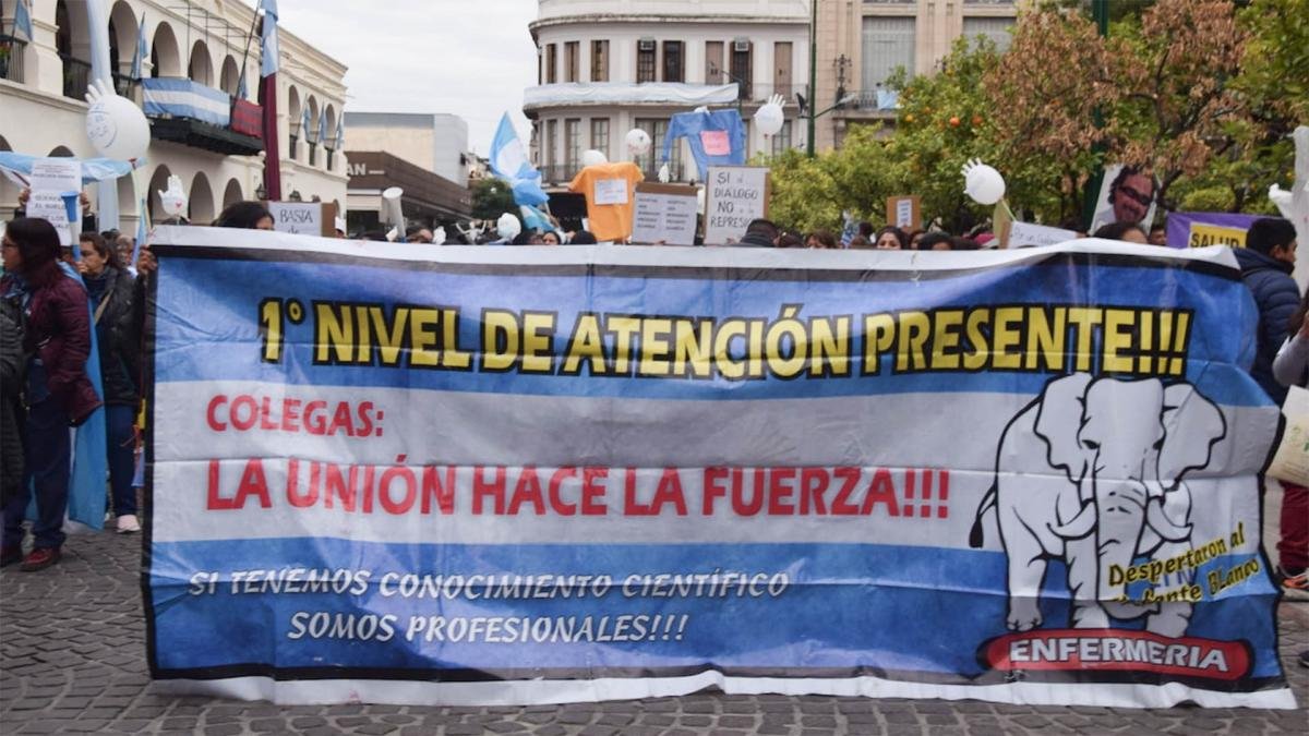 El conflicto lleva cuatro semanas sin encontrar todava una solucin Foto Luis Cornu