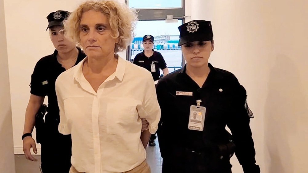 Los legisladores pidieron se indague a Sabrina Basile 