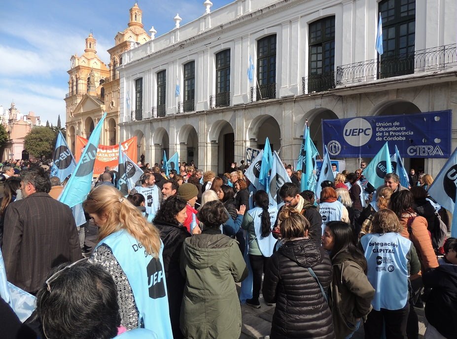 Paro: Apoyo a los docentes de Jujuy