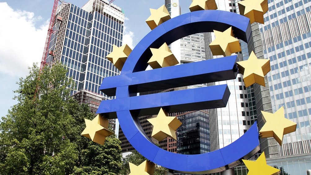 El Banco Central Europeo anticipó más subas de tasas frente a la alta inflación