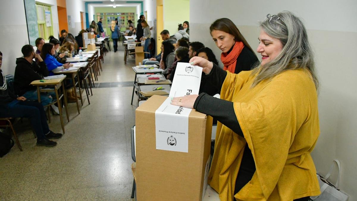 Los frentes de Jujuy inscribieron sus listas de precandidatos para las PASO
