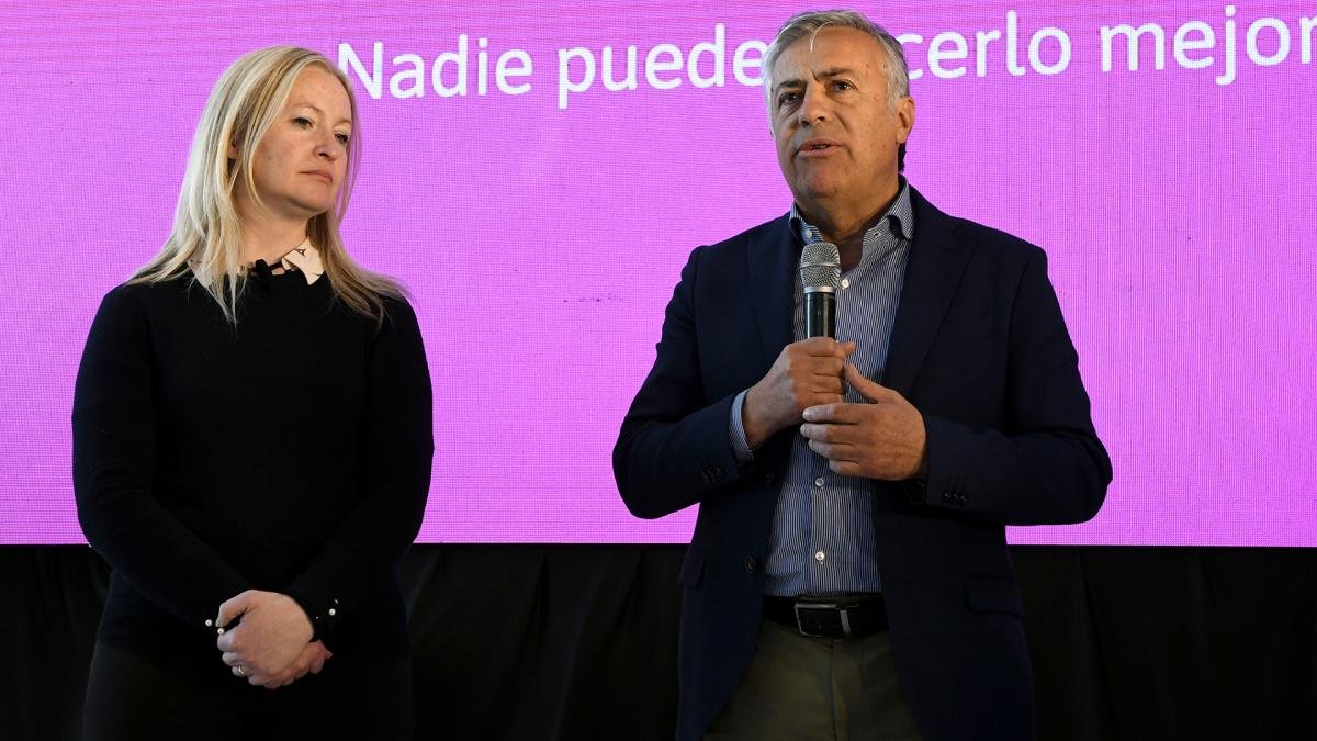 Alfredo Cornejo y Hebe Casado encabezan la frmula del oficialismo provincial Foto Archivo 