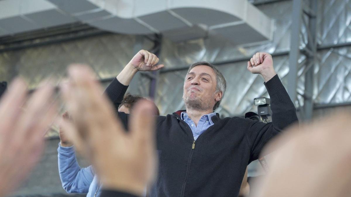 En el equipo de colaboradores de Mximo Kirchner sostienen que el reglamento fue avalado por un representante de la dupla ScioliTolosa Paz Foto Pepe Mateos