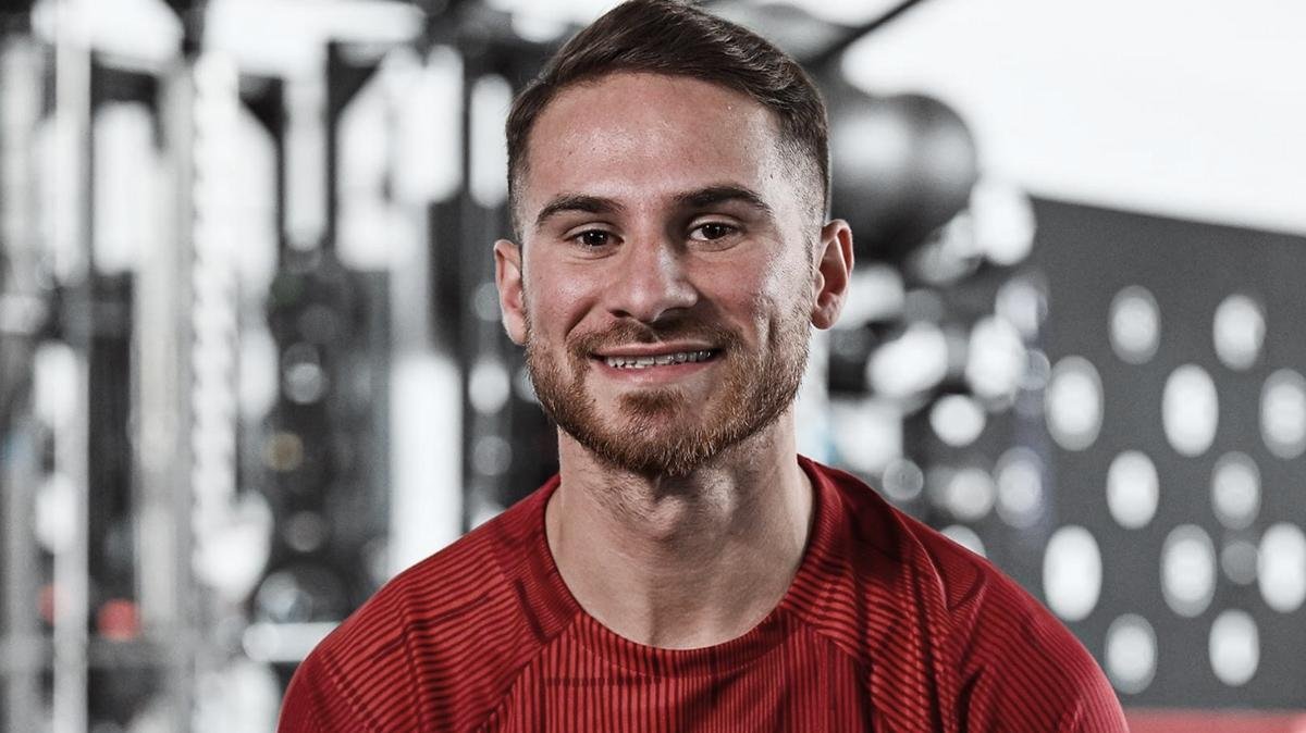 Mac Allister lleg a Liverpool Foto TWLFC