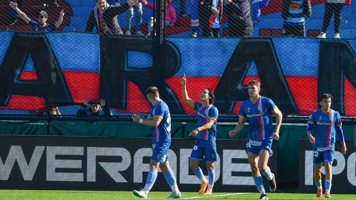 Flabin Londoo autor del gol de Arsenal Foto Eliana Obregn