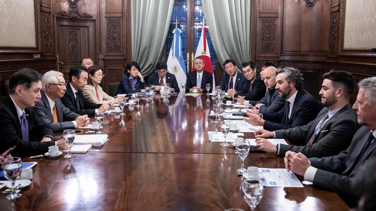 Keidanren agrupa a 1500 empresas 108 asociaciones industriales y 47 entidades econmicas regionales japonesas Foto Prensa