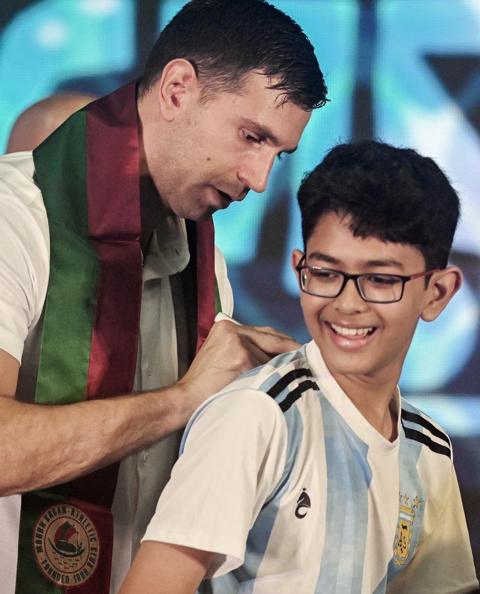 Dibu Martnez en Calcuta Foto AFP 