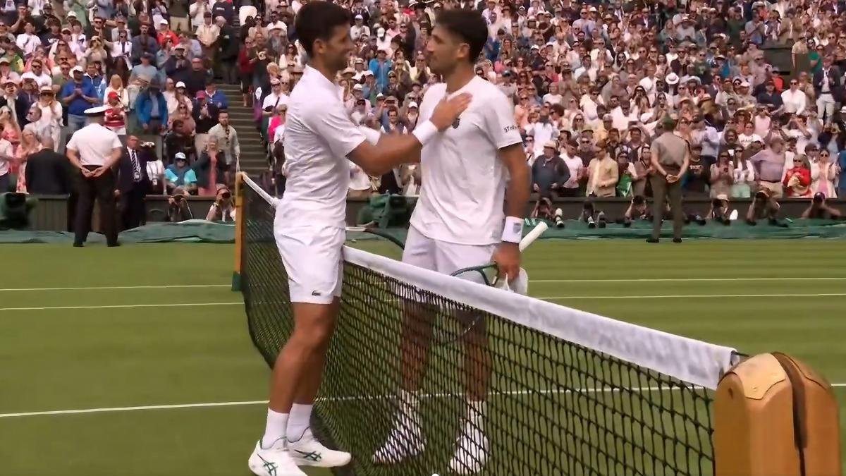 Djokovic reconoce a Cachn luego de su triunfo en el debut de Wimbledon