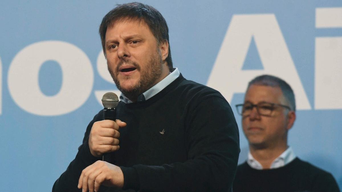 El precandidato a jefe de Gobierno de la ciudad de Buenos Aires por Unin por la Patria UxP Leandro Santoro Foto Ral Ferrari