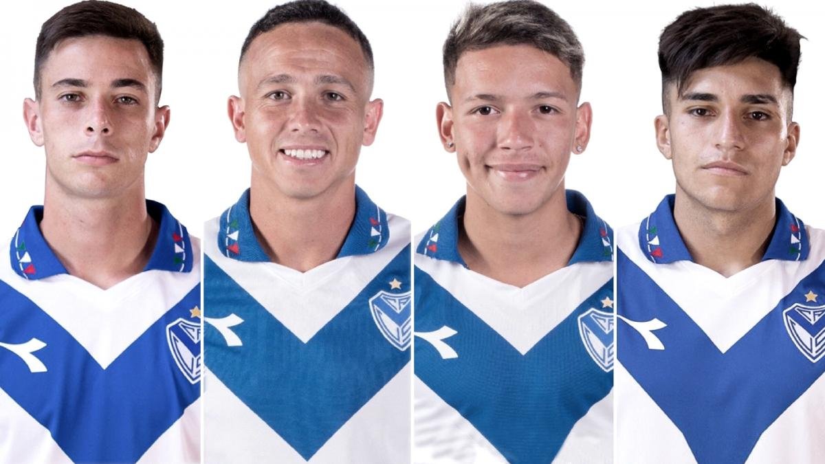 Jugadores de Vlez agradidos por la barra Foto Archivo