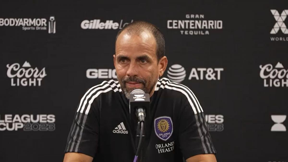 Oscar Pareja entrenador del Orlando City enojado con el arbitraje en el Clsico del Sol Foto Imagen Video Orlando City 