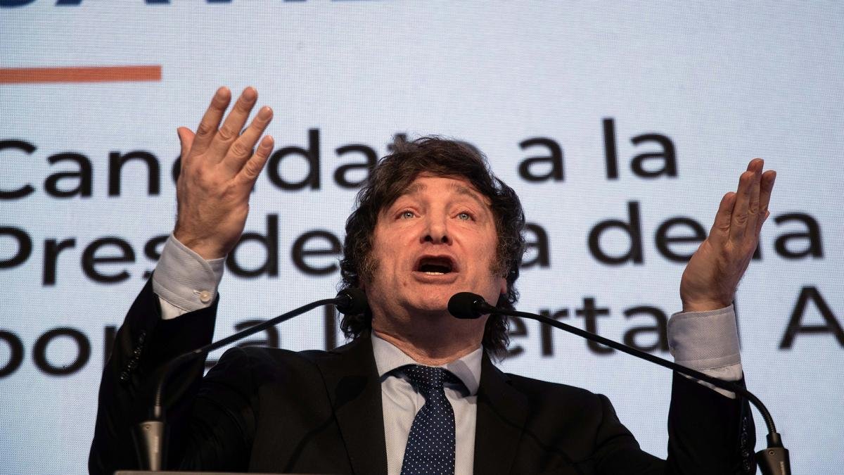 Milei solo fue aplaudido al cerrar su intervencin Foto Daniel Dabove