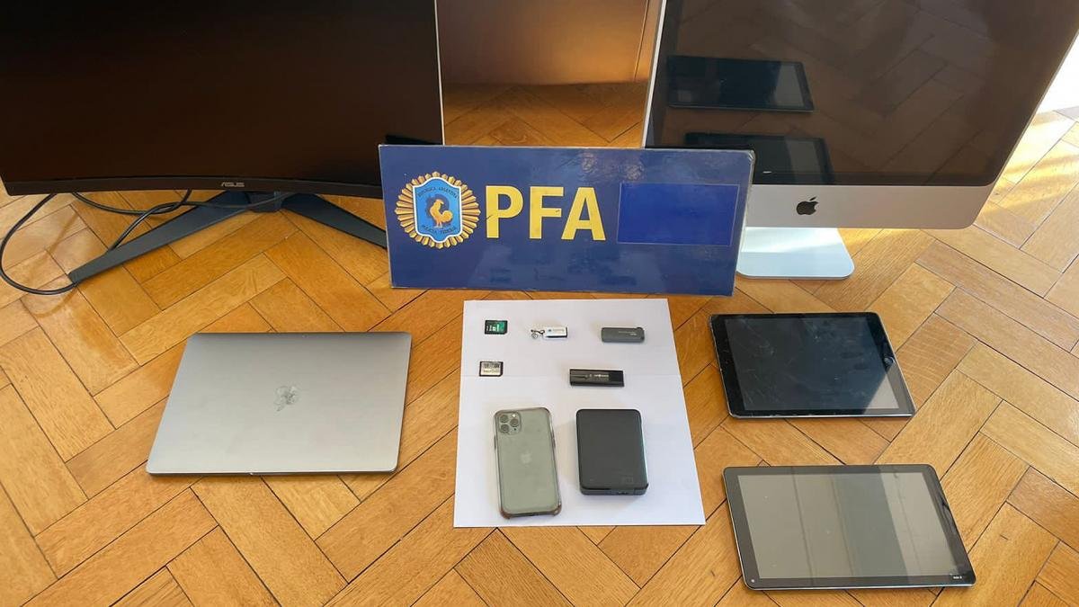 Uno de los imputados es Alejandro Muszak dueo de la fintech quin junto con otros de los responsables ya posee varias causas abiertas en distintos juzgados Foto Polica Federal