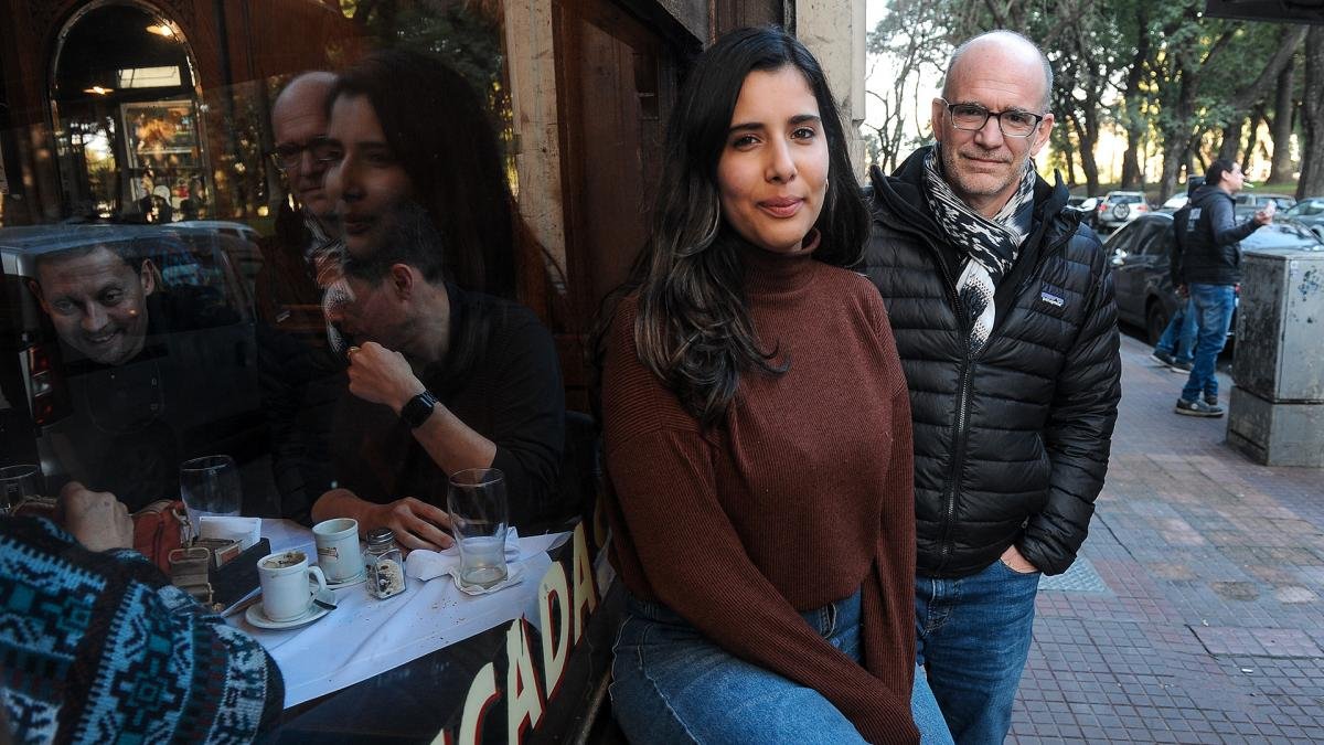 El socilogo Javier Auyero y la antroploga Sofa Servin Foto Cris Sille