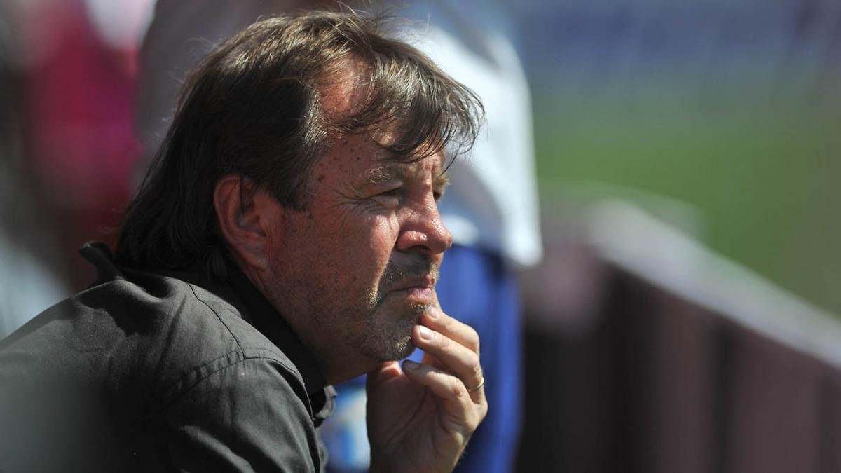 Zielinski renunci a la direccin tcnica de Independiente Foto Osvaldo Fantn