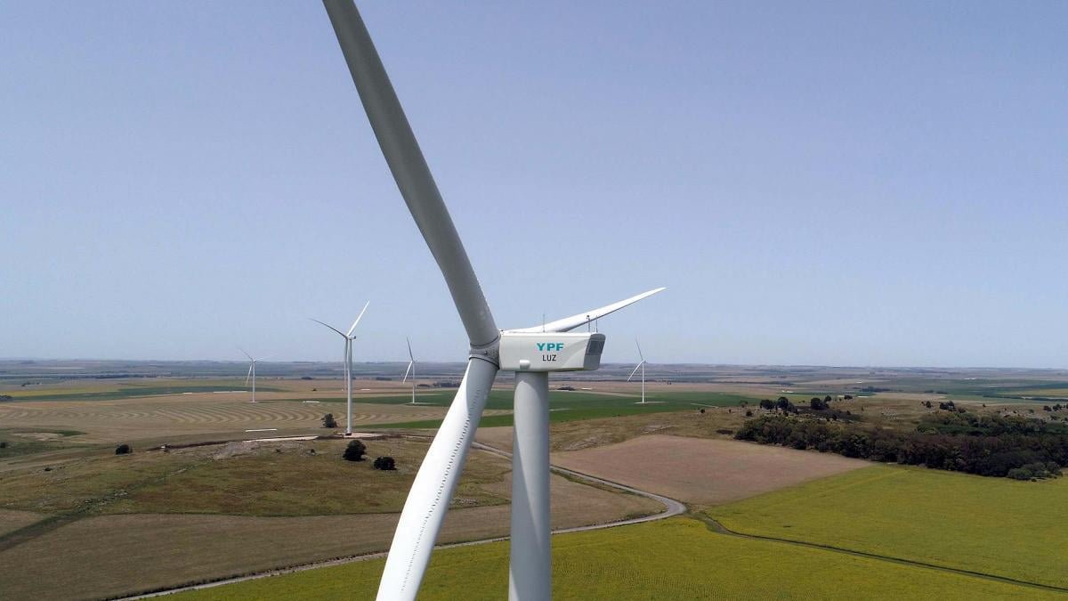 YPF Luz destacó que genera el 9% de la energía eléctrica del país al cumplir 10 años