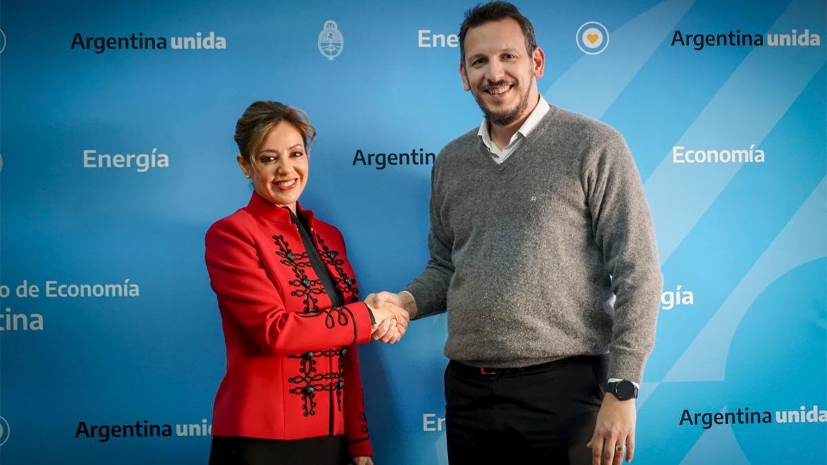 Flavia Royon junto a Jorge Tamus Foto Prensa Economia 