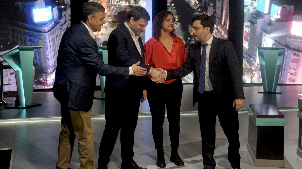 Los candidatos a jefe de gobierno discutieron sobre problemas centrales de la Ciudad