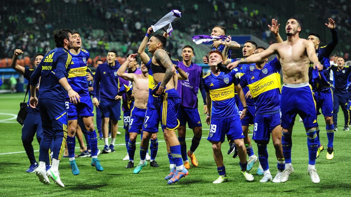 El festejo de todos los jugadores de Boca por el pase a la final Foto Cris Sille Enviada Especial