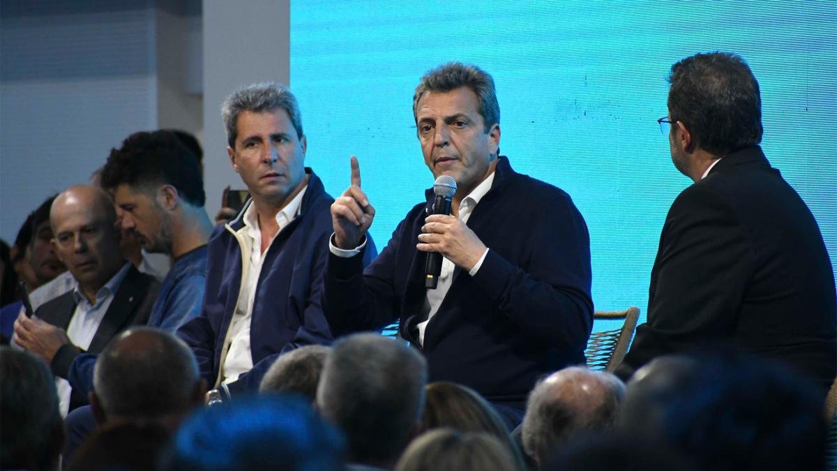 Massa destacó la importancia de «construir un país con orden fiscal»