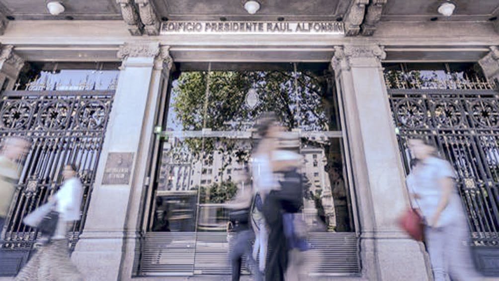 El crdito record la titular de AGN fue firmado por el entonces ministro de Hacienda Nicols Dujovne