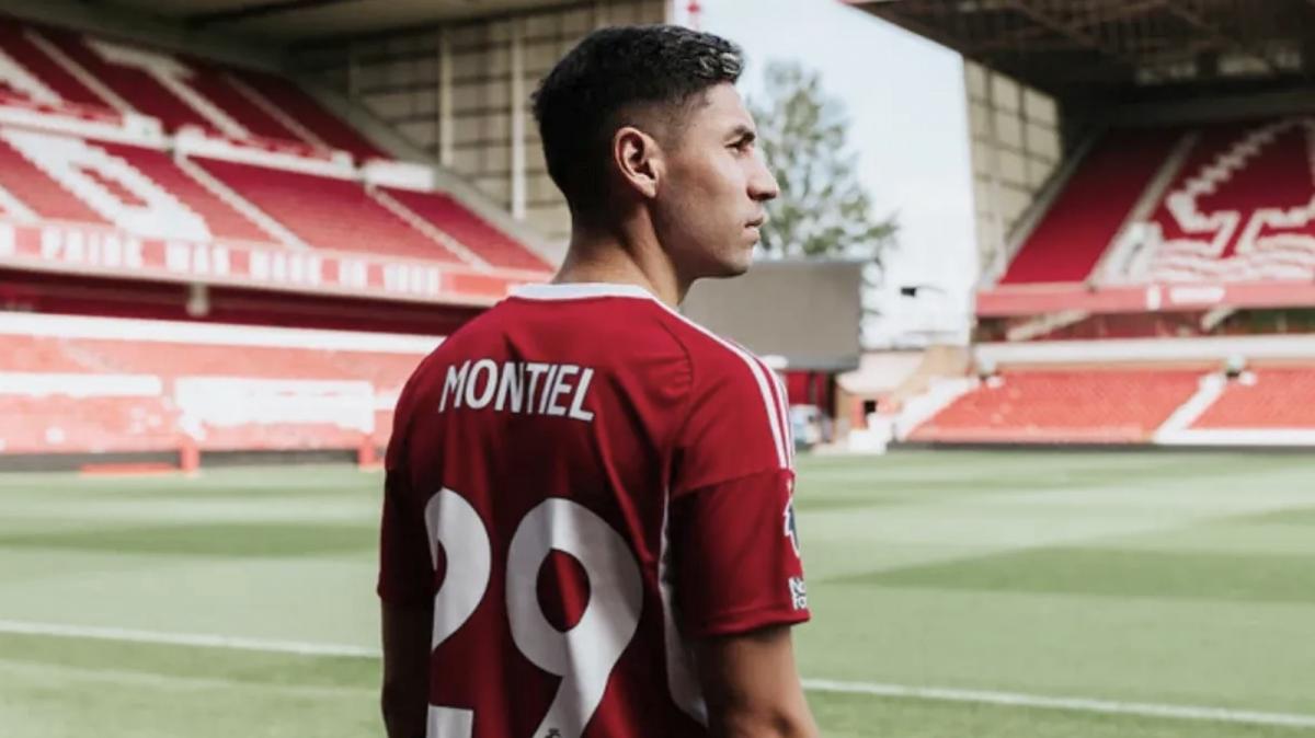 Gonzalo Montiel en el Nottingham Forest