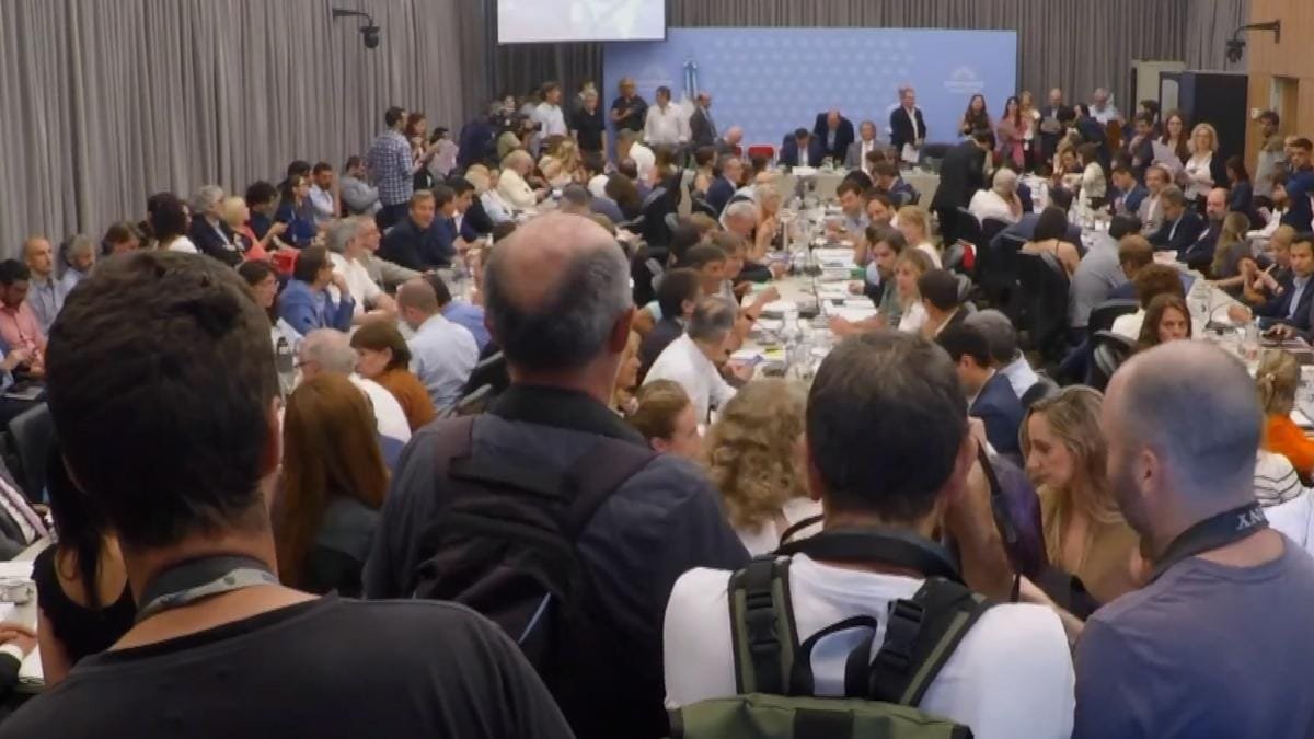 Diputados opositores piden sesionar la próxima semana para avanzar en acuerdos