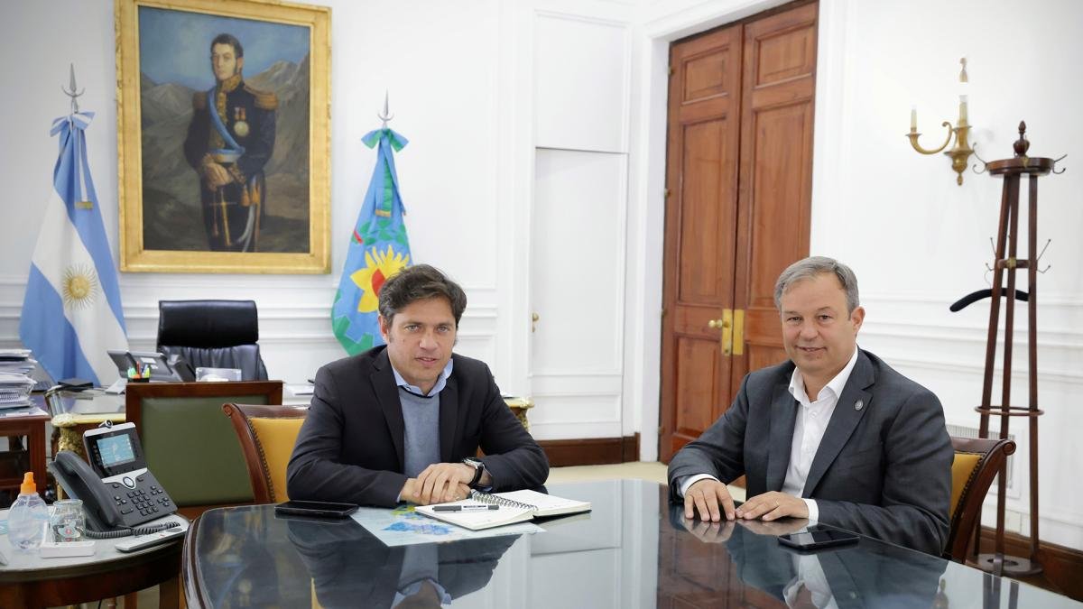 Mariano Cascallares junto a Axel Kicillof Foto Prensa GBA