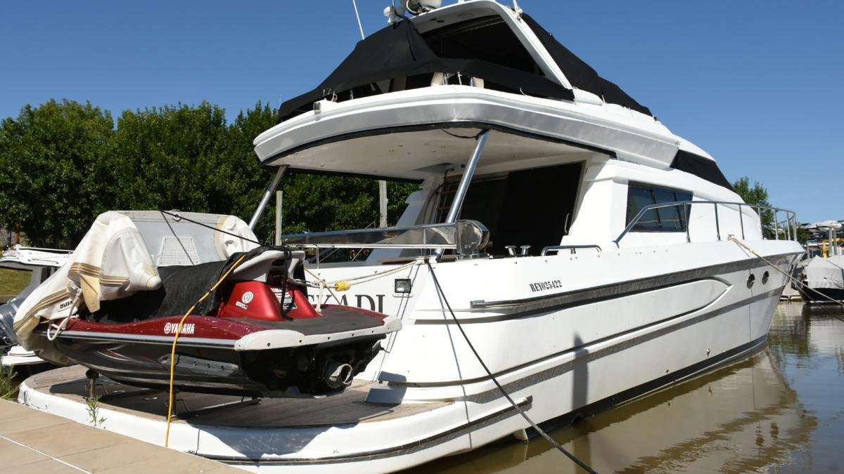 El operativo se realiza por sospechas de deuda por 20 millones de pesos atribuidas a las embarcaciones Foto Prensa