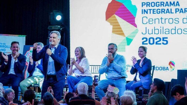 Llaryora: “Sostenemos un Estado con superávit y la gente adentro”