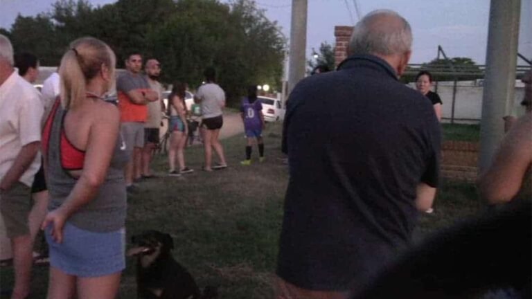 Vecinos autoconvocados reclaman por controles: «Si no hay lomadas o badenes, los vamos a hacer nosotros”